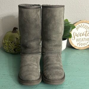 Ugg Boots SZ 6